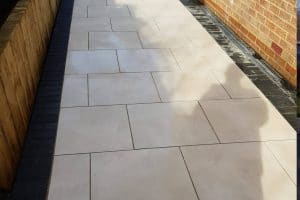 porcelin-paving-patio